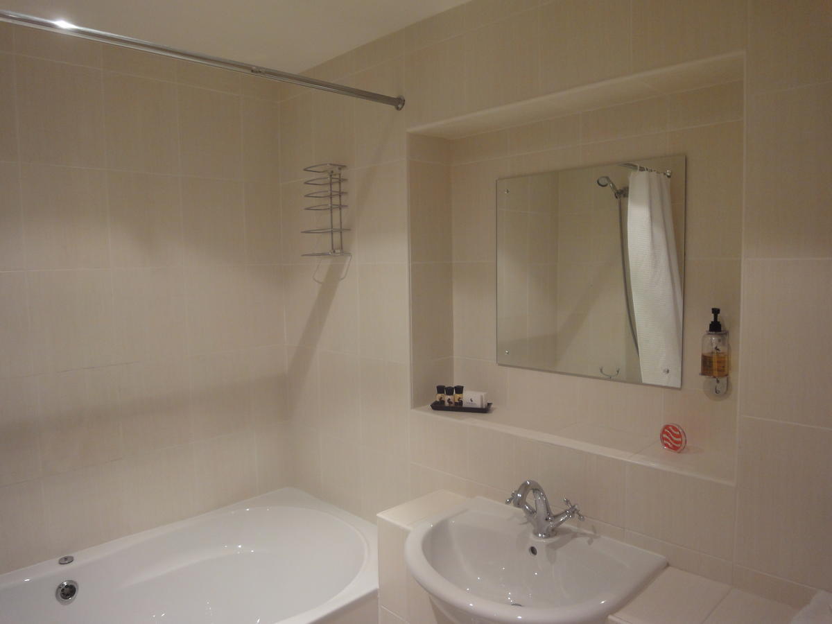The Treebridge Hotel Nunthorpe Room photo
