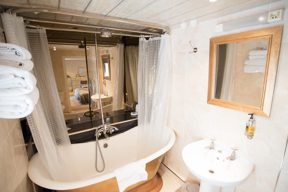 The Treebridge Hotel Nunthorpe Room photo